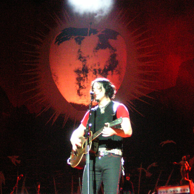 Jack White, Saturday, 2005.08.13, Greek Theatre, U.C. Berkeley, CA