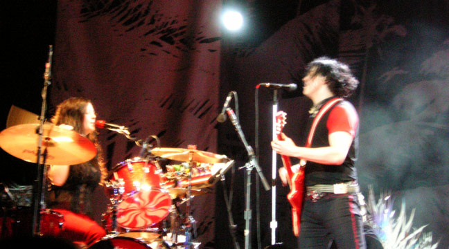 White Stripes, Saturday, 2005.08.13, Greek Theatre, U.C. Berkeley, CA